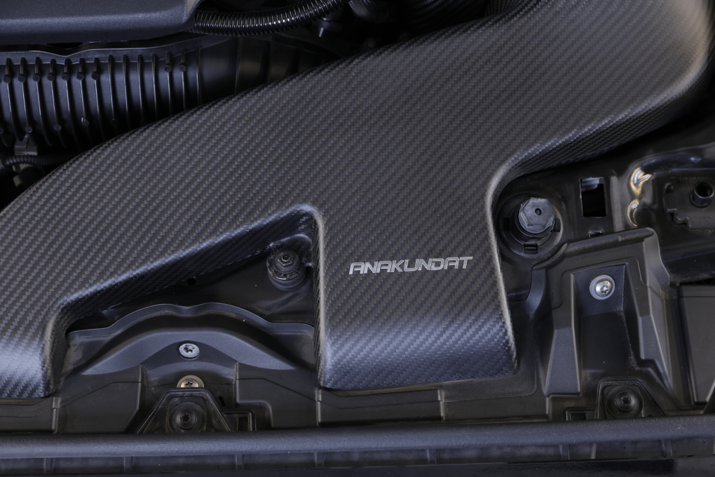 High-Quality Carbon Fiber Construction -- True Cold Air Intake